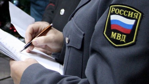 Полицейские по горячим следам задержали рецидивиста, подозреваемого в ограблении пенсионерки на улице города Новомичуринска